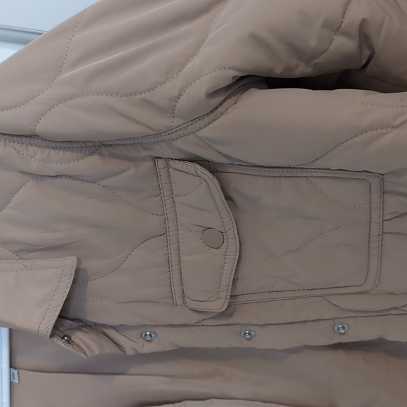 Quilted Jacket - Picture 2 of 4
